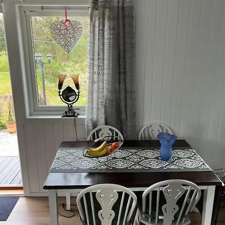 Holiday Home Sletta * Sletta (Hordaland)