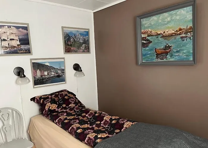 Holiday Home Sletta Sletta (Hordaland)